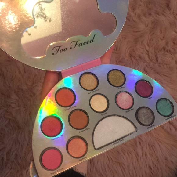 Too Faced Other - Too Faved Life’s a Festival palette